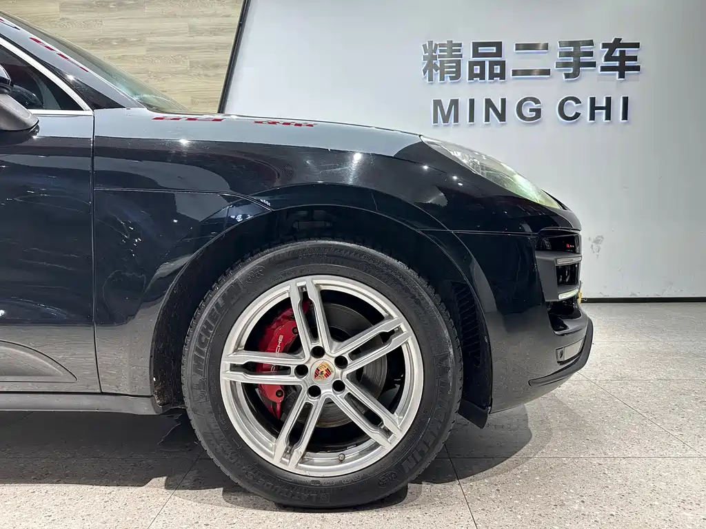 Porsche Macan 2015 — фото 27