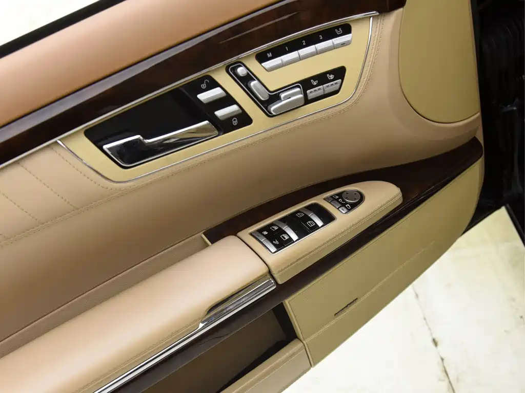 Mercedes-Benz S-Class 2010 — фото 10