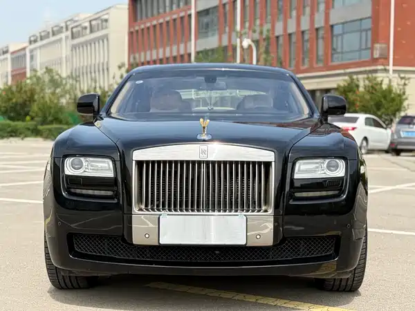 Rolls-Royce Ghost 2010