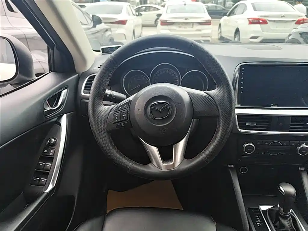 Mazda CX-5 2017 — фото 11