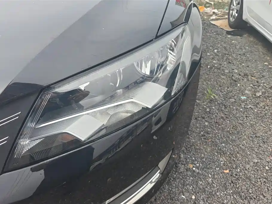 Volkswagen Passat 2014
