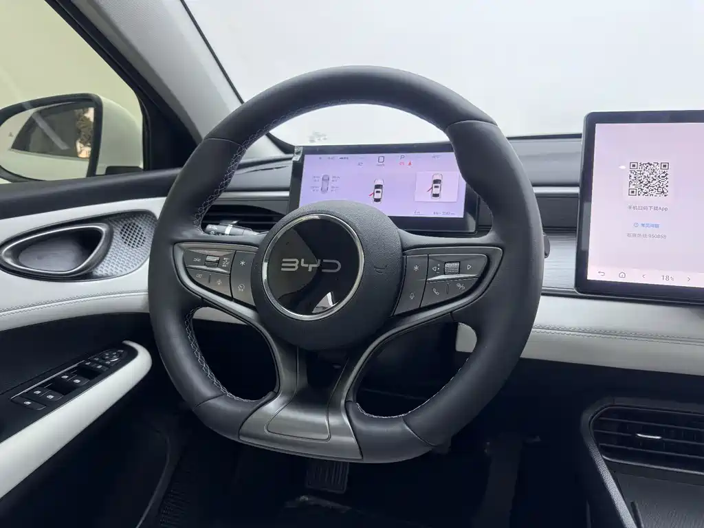 BYD Seal 05 DM-i 2025 — фото 10