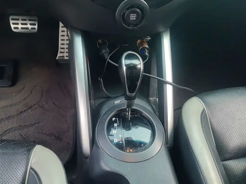 Hyundai Veloster 2014 — фото 11