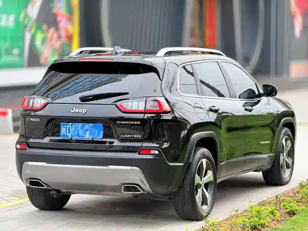 Jeep Cherokee 2020