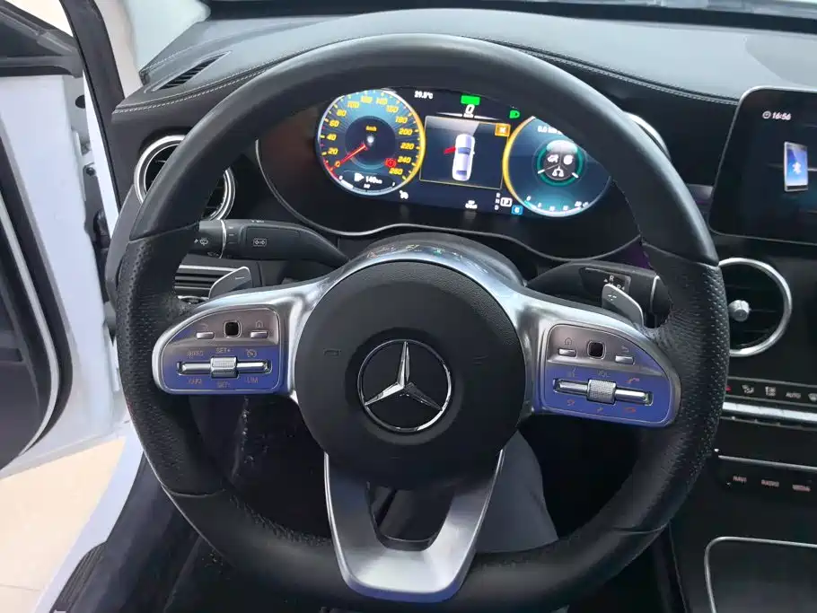 Mercedes-Benz C-Class 2022 — фото 15