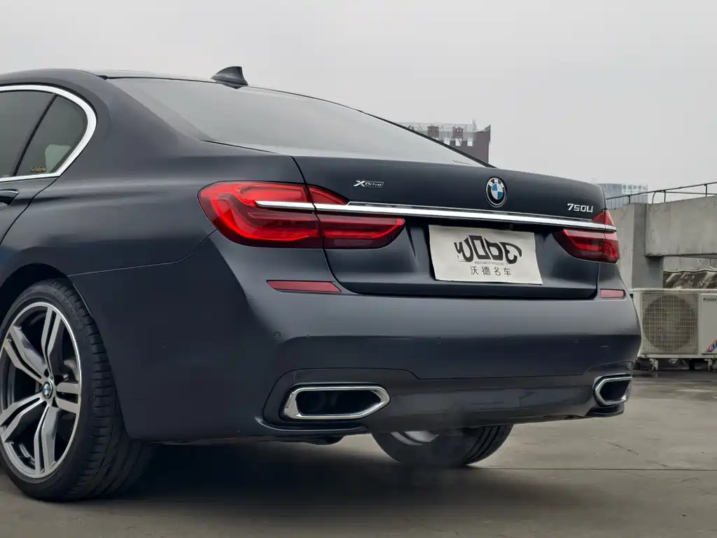 BMW 7 Series 2019 — фото 9