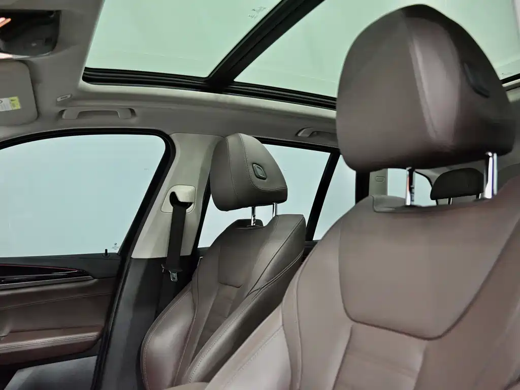 BMW X3 2019 — фото 14
