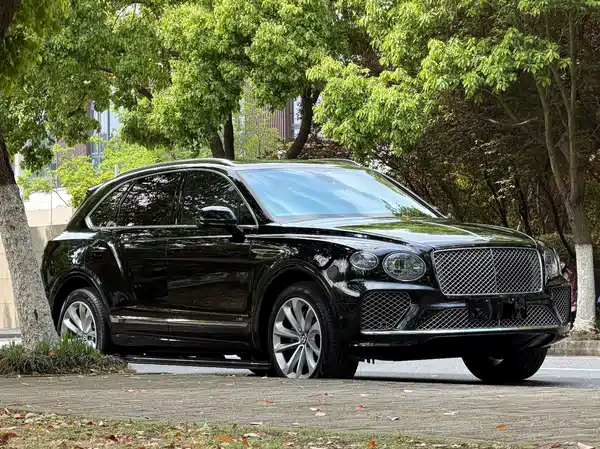 Bentley Bentayga 2023