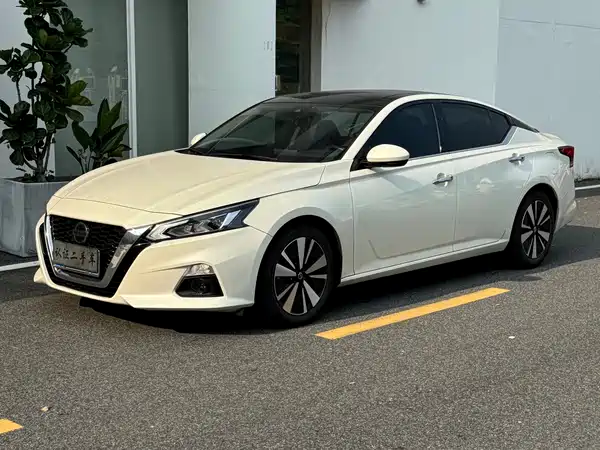 Nissan Teana 2020