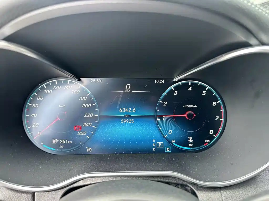 Mercedes-Benz C-Class 2020 — фото 18