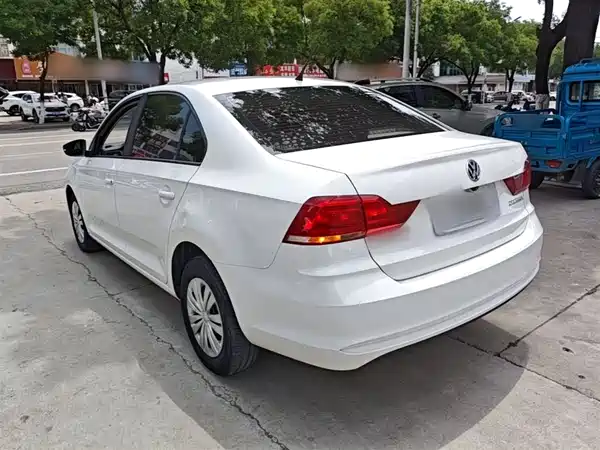 Volkswagen Santana 2016