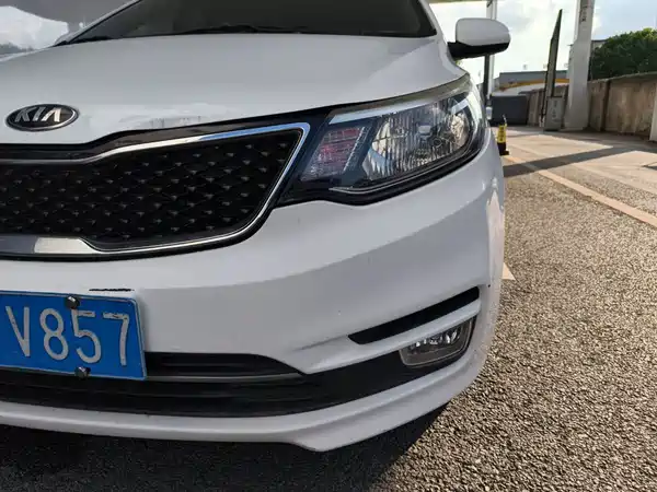 Kia K2 2015
