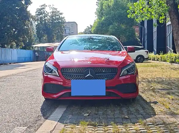 Mercedes-Benz CLA 2018