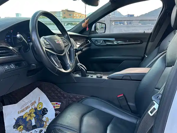 Cadillac CT6 2021
