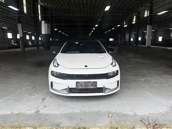 Lynk & Co 03 2020