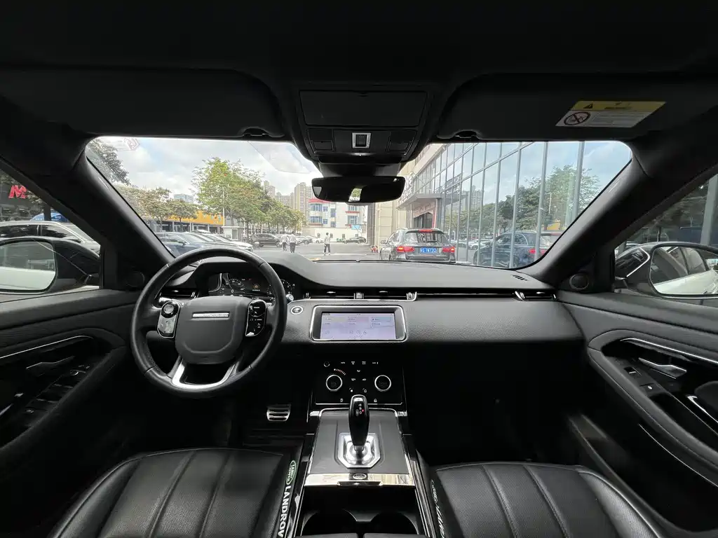 Land Rover Evoque 2021 — фото 11