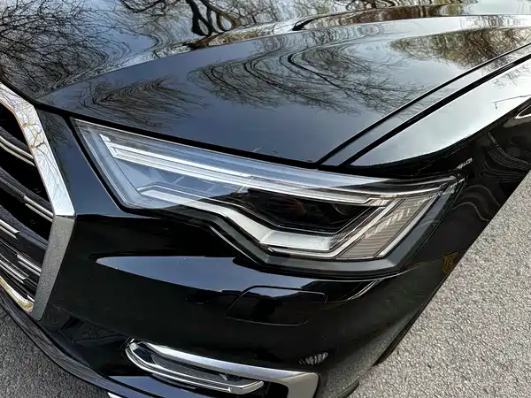 Audi A6L 2023
