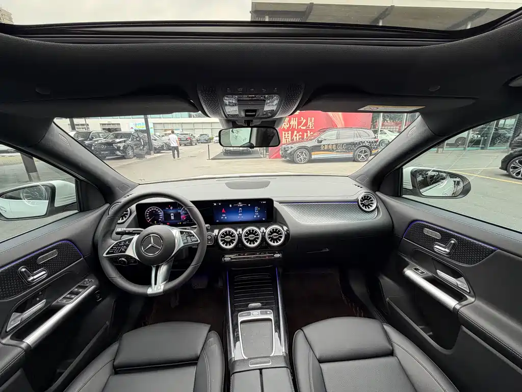 Mercedes-Benz GLA 2025 — фото 13