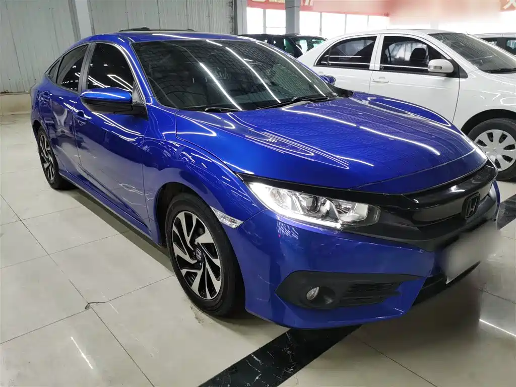 Honda Civic 2019 — фото 20