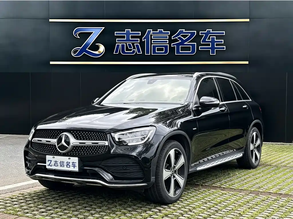 Mercedes-Benz GLC 2022 — фото 1