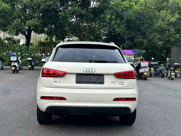 Audi Q3 2014