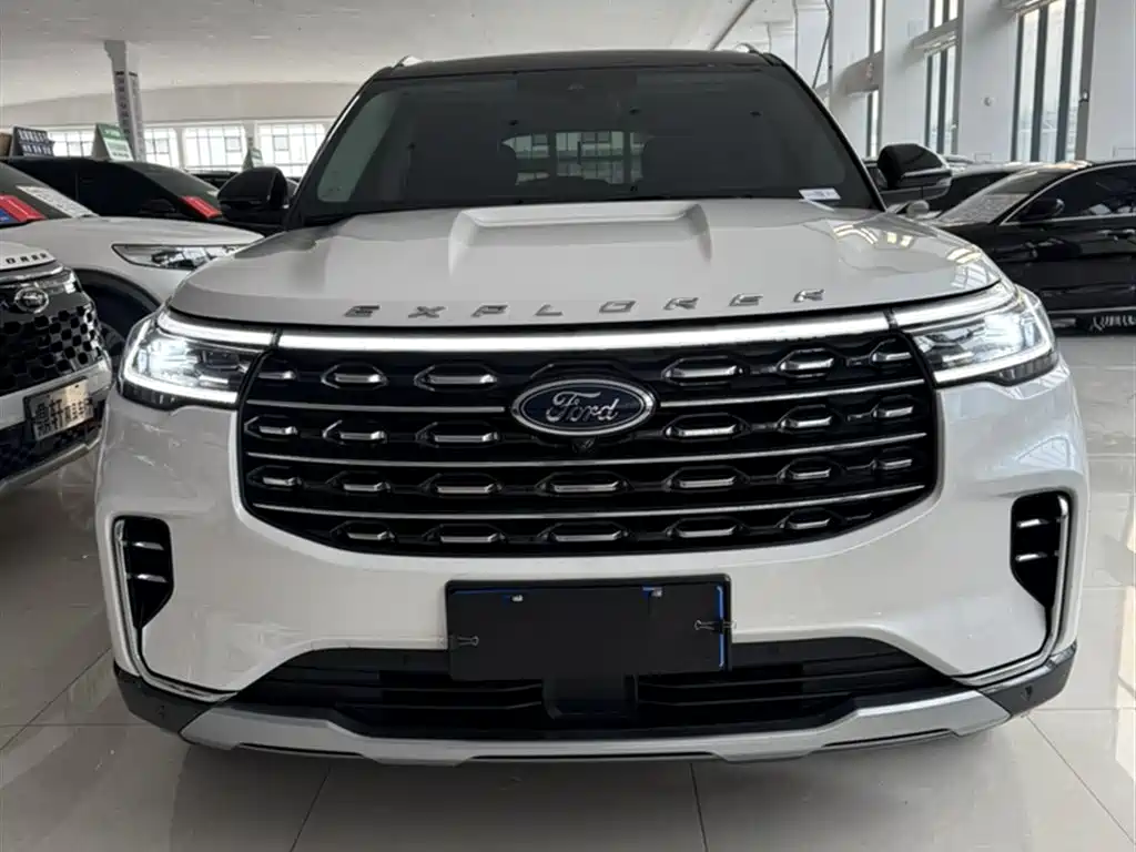 Ford Explorer 2023 — фото 9