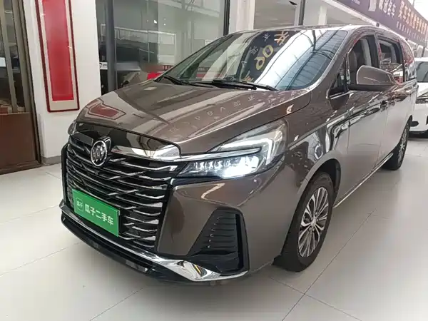 Buick GL8 2023