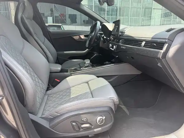 Audi S4 2020