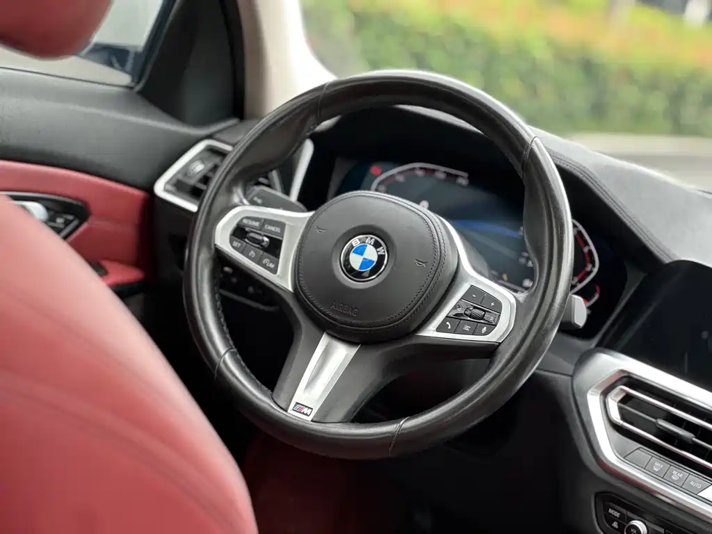 BMW 3 Series 2022 — фото 14