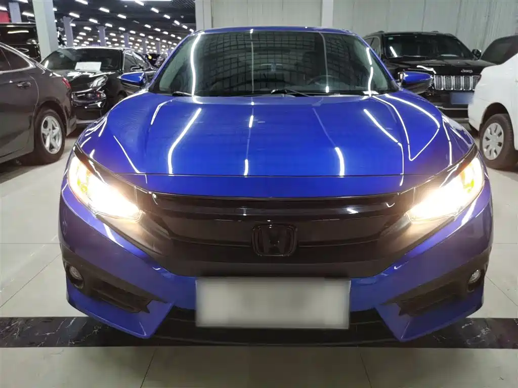 Honda Civic 2019 — фото 19