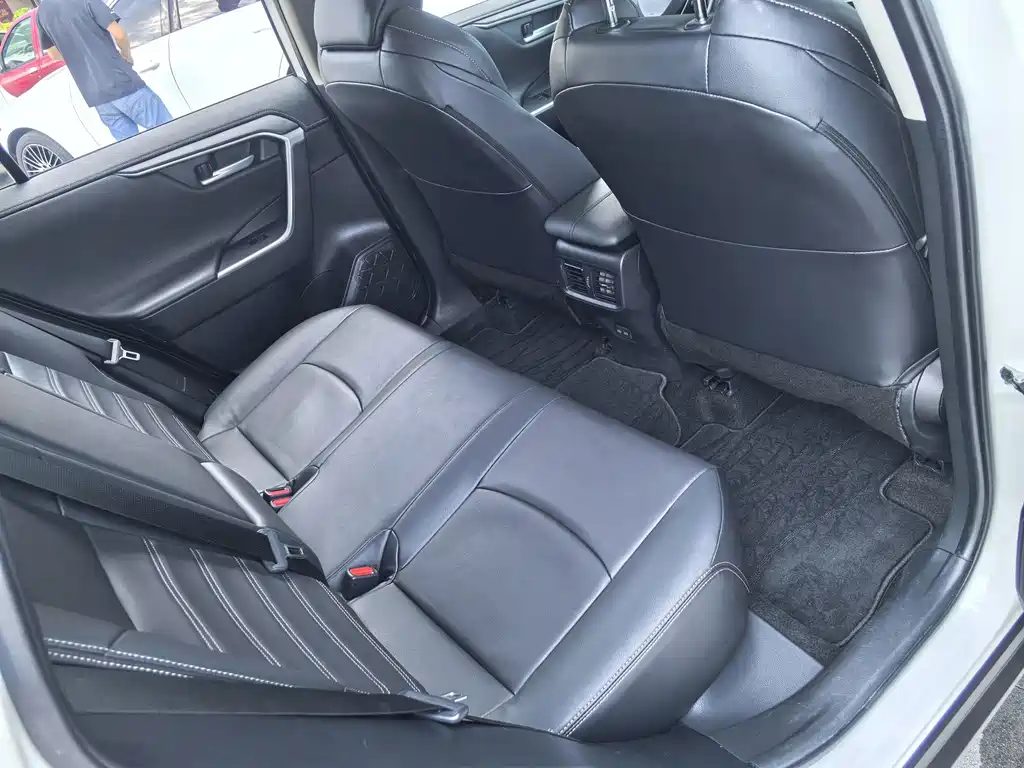 Toyota Wildlander 2022 — фото 14