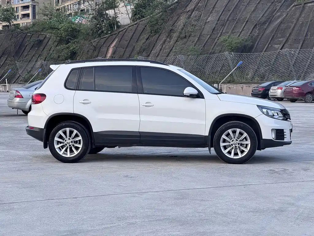 Volkswagen Tiguan 2018 — фото 7