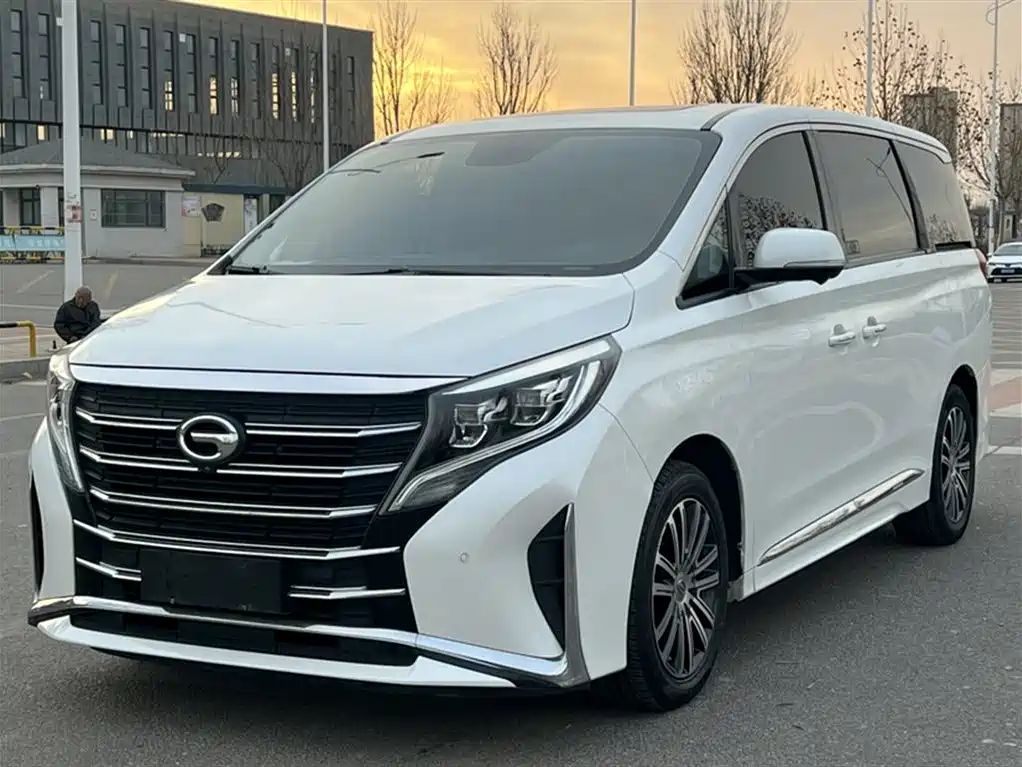 GAC Motor Trumpchi M8 2021 — фото 2