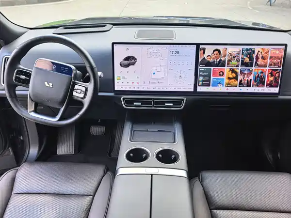 Li Auto L8 2024