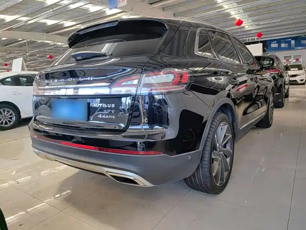 Lincoln Nautilus 2022