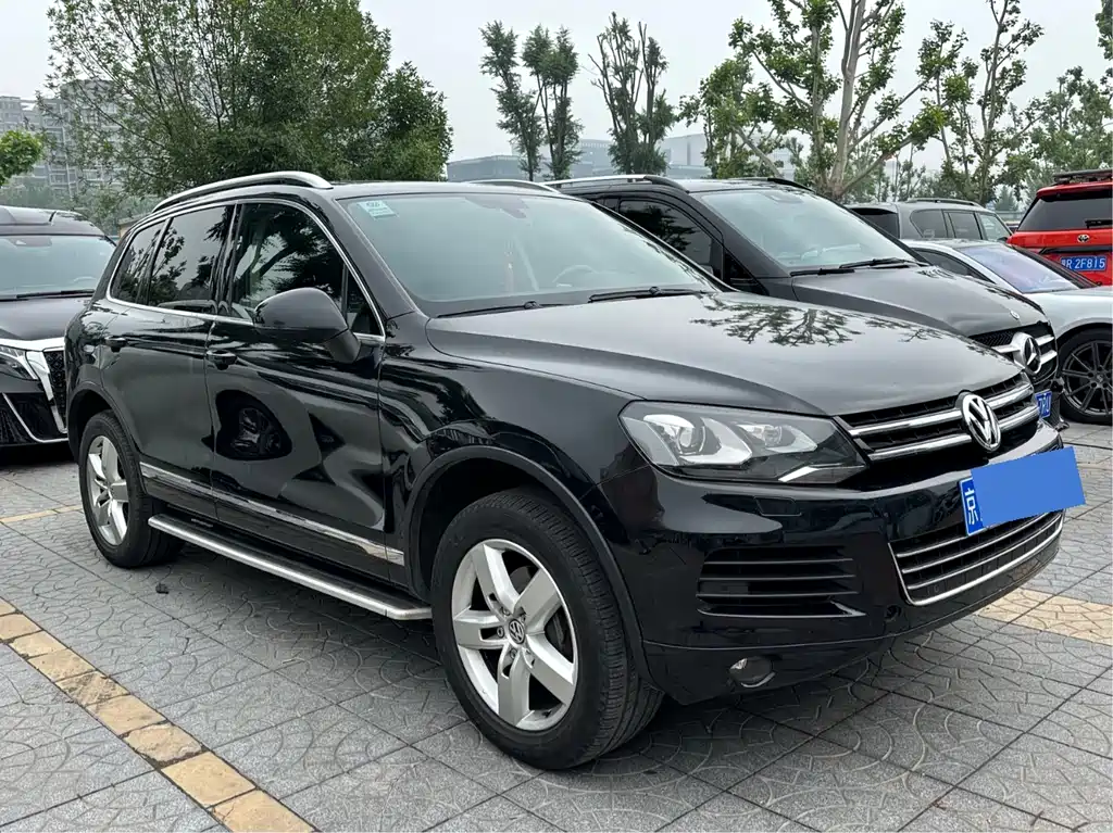 Volkswagen Touareg 2013 — фото 3