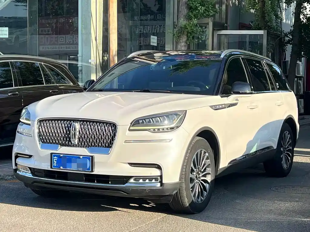 Lincoln Aviator 2021 — фото 1