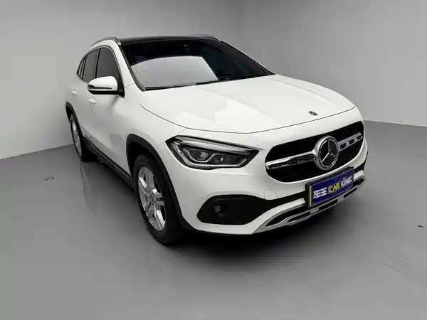 Mercedes-Benz GLA 2023