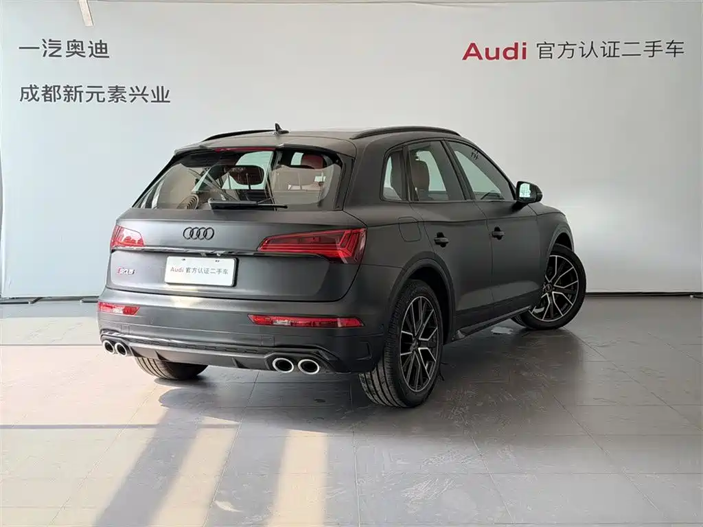Audi SQ5 2022 — фото 4