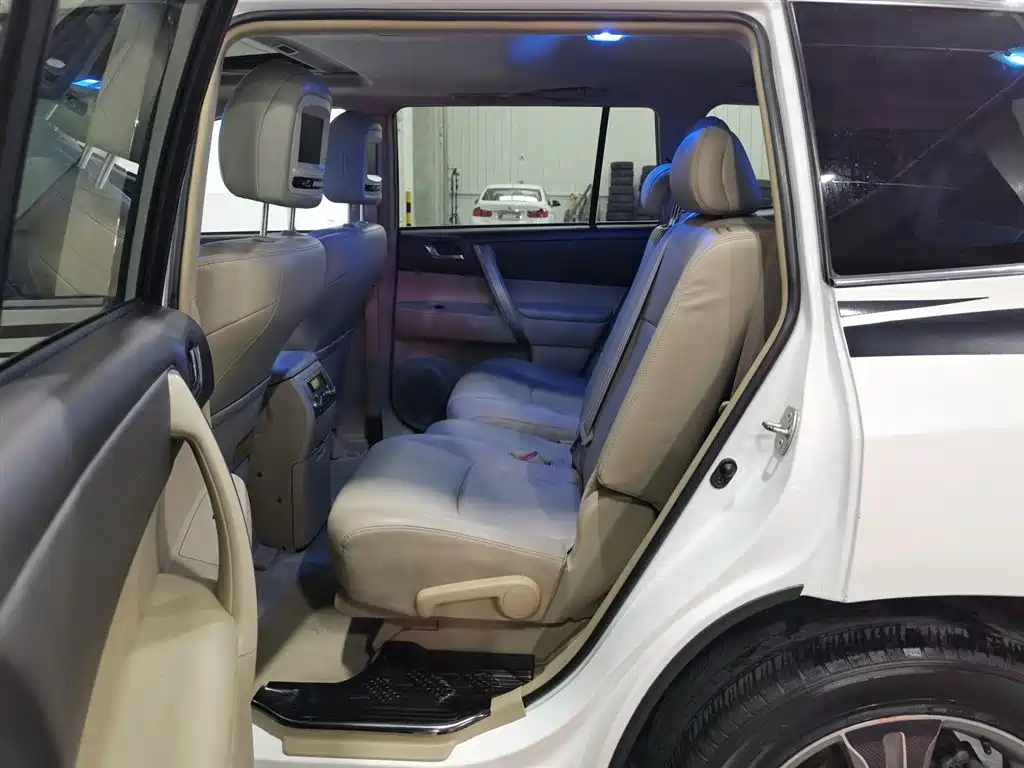 Toyota Highlander 2014 — фото 15
