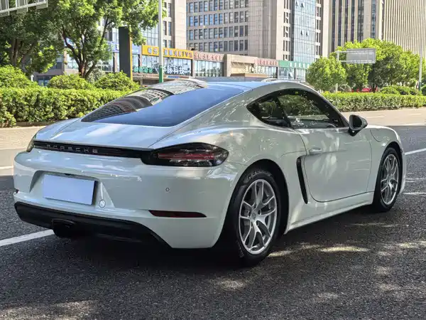Porsche 718 2018