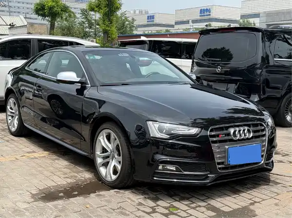 Audi S5 2012