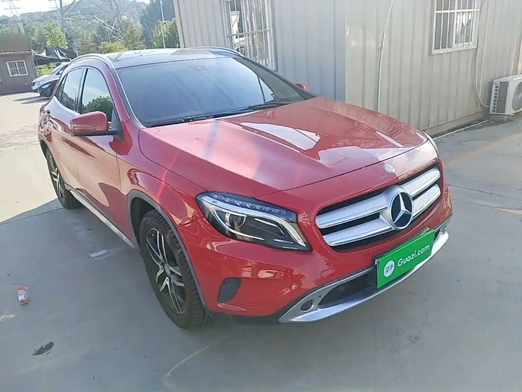 Mercedes-Benz GLA 2015