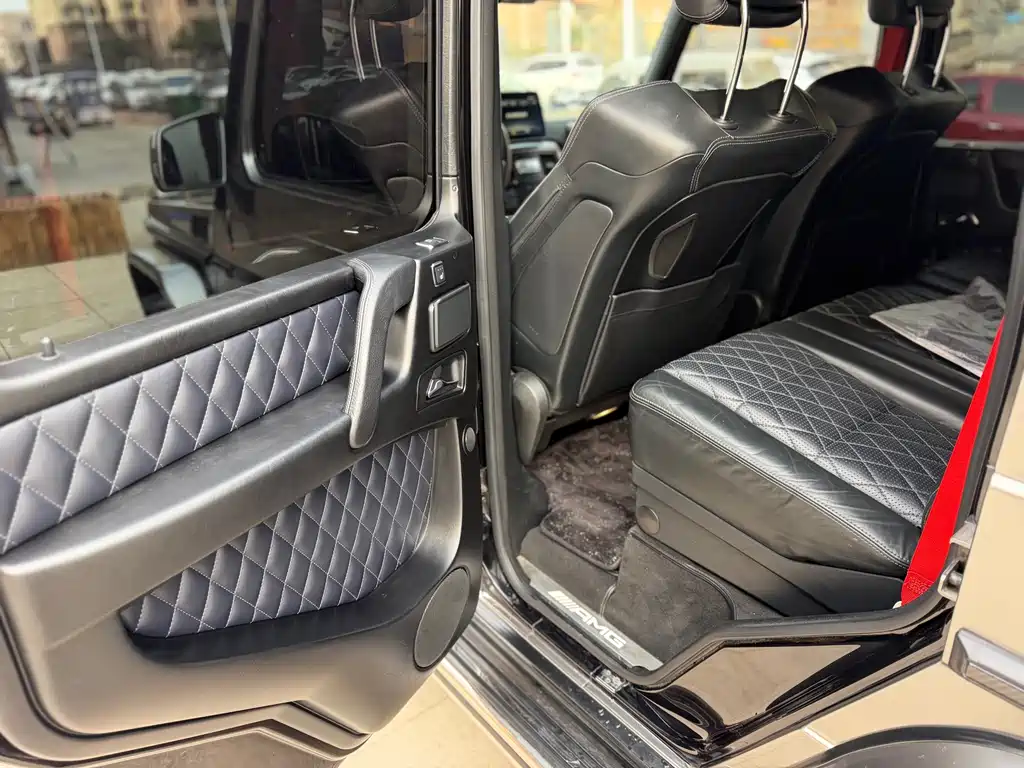 Mercedes-Benz G-Class AMG 2018 — фото 18