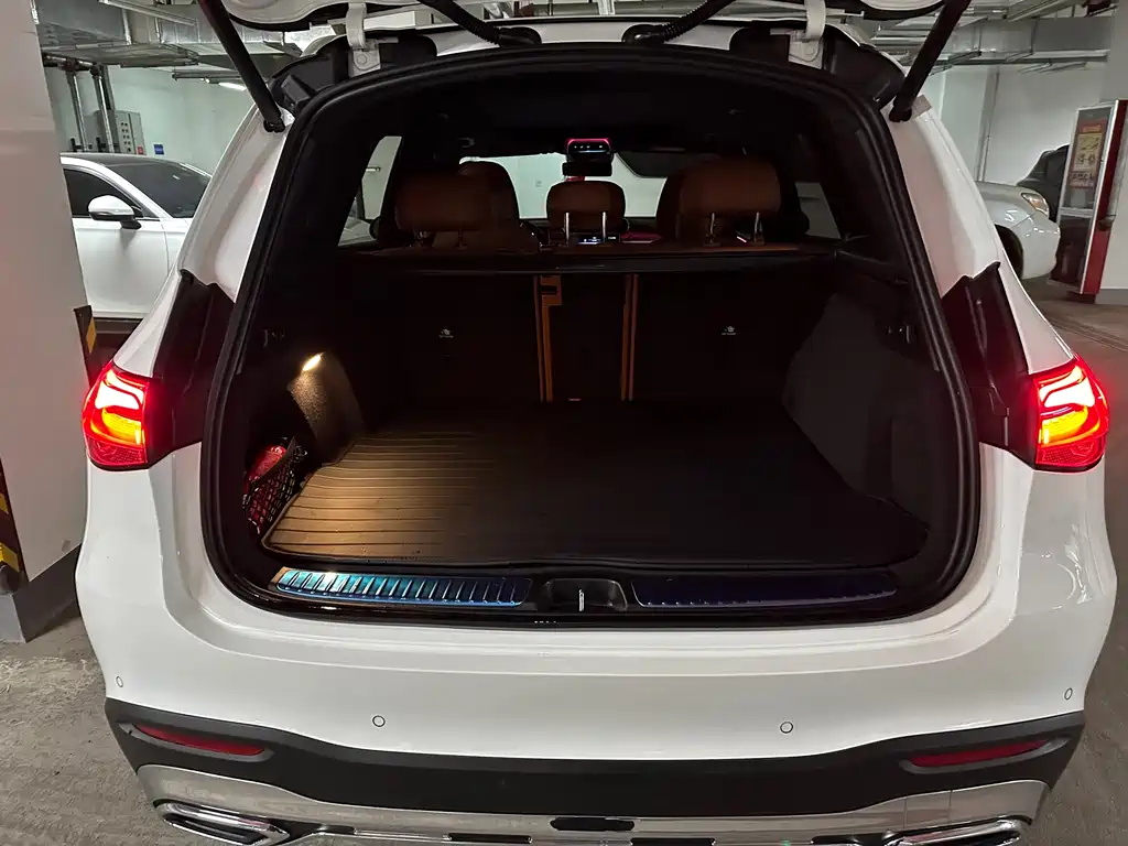 Mercedes-Benz GLC 2023 — фото 17