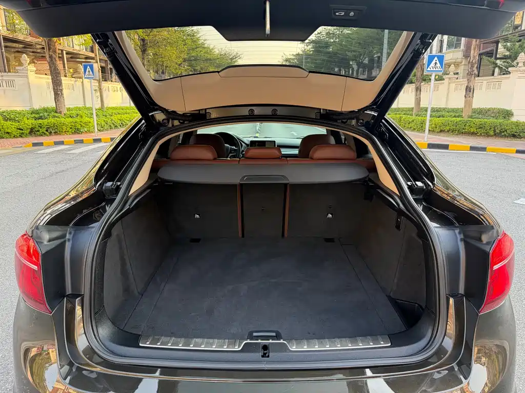 BMW X6 2016 — фото 17