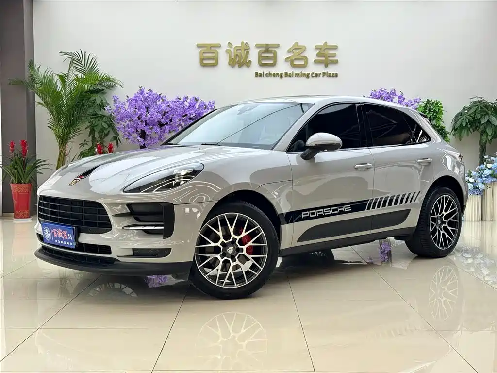 Porsche Macan 2019 — фото 1