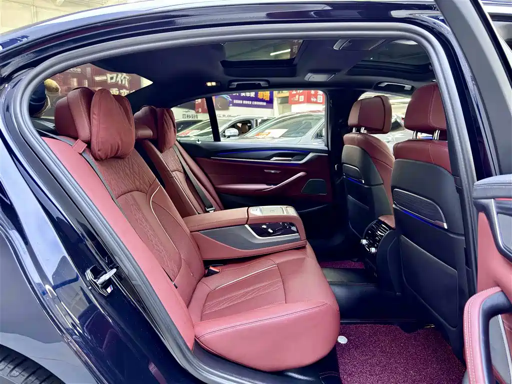 BMW 5 Series 2022