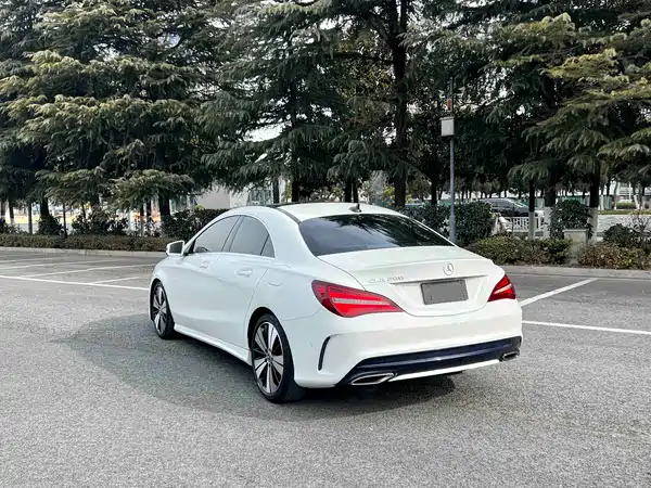 Mercedes-Benz CLA 2018