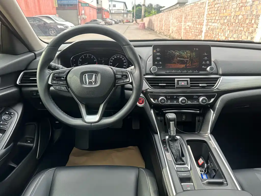 Honda Inspire 2021 — фото 3